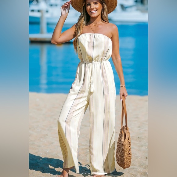 Cupshe Strapless Jumpsuit – Size S - Picture 1 of 10